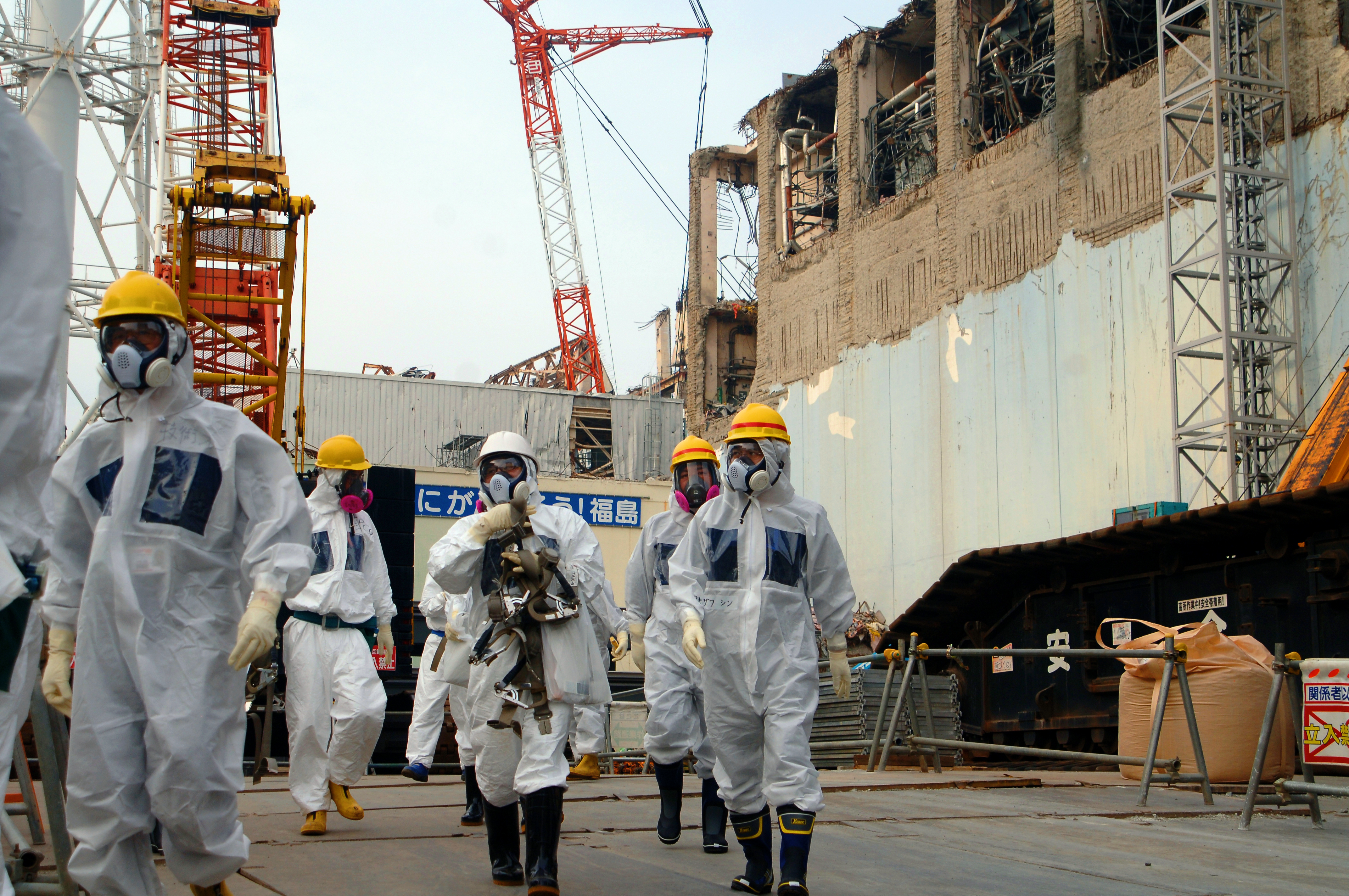 IAEA_Experts_at_Fukushima_02813336.jpg