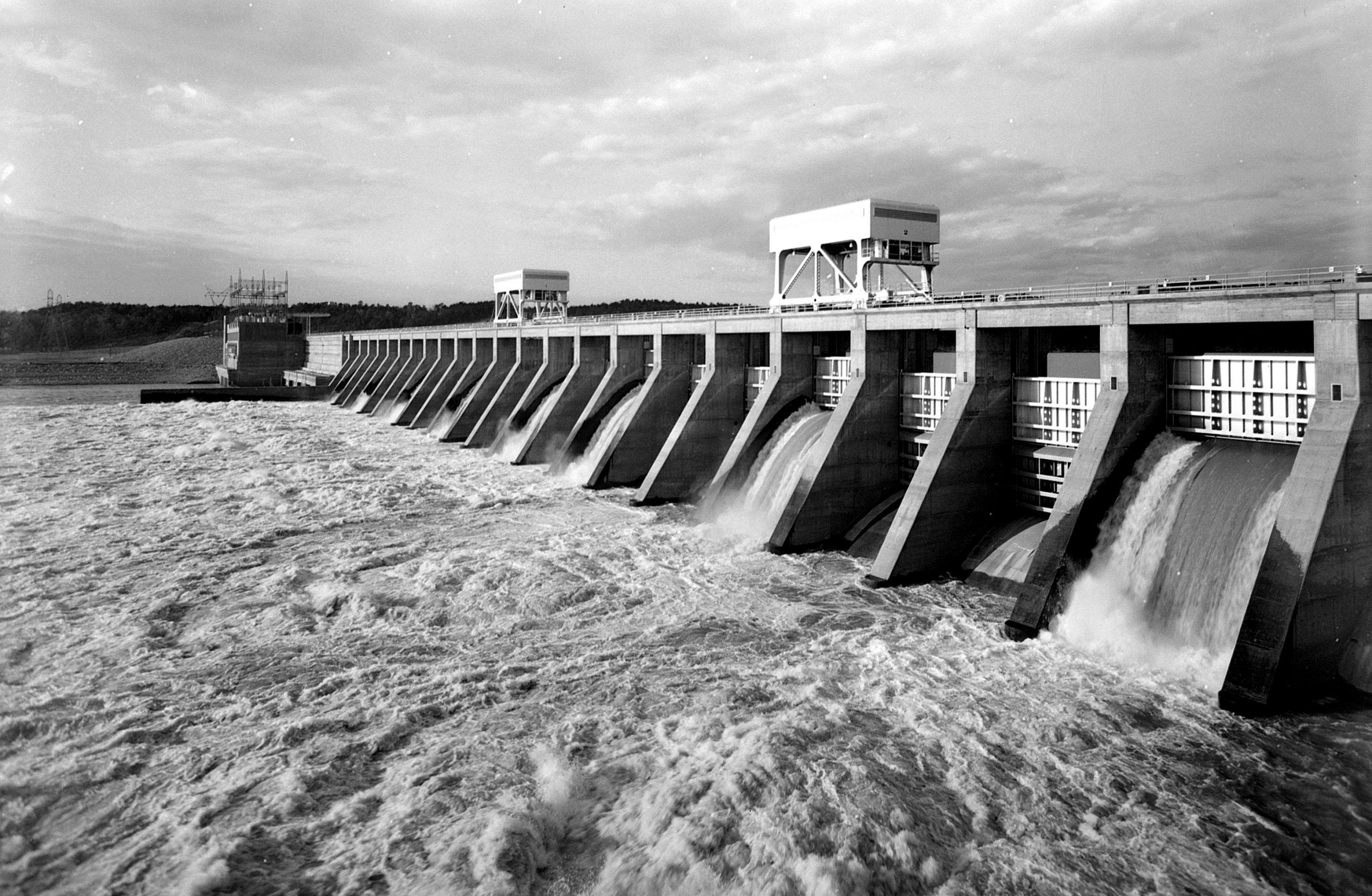The Pickwick Landing Dam