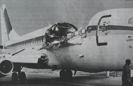 Aloha_Airlines_Flight_243_fuselage.png